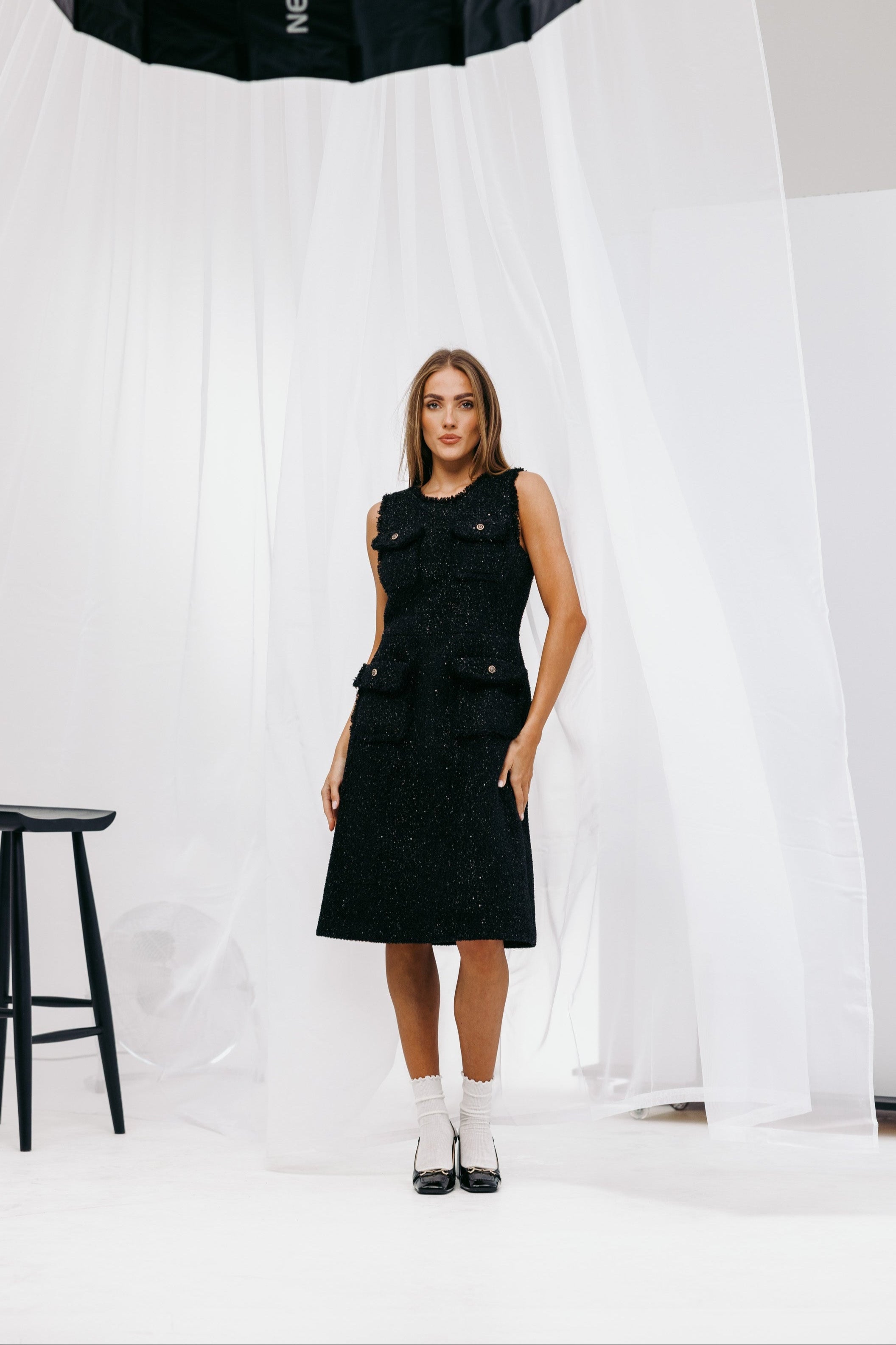 Tviidkleit Margaux - must, midi