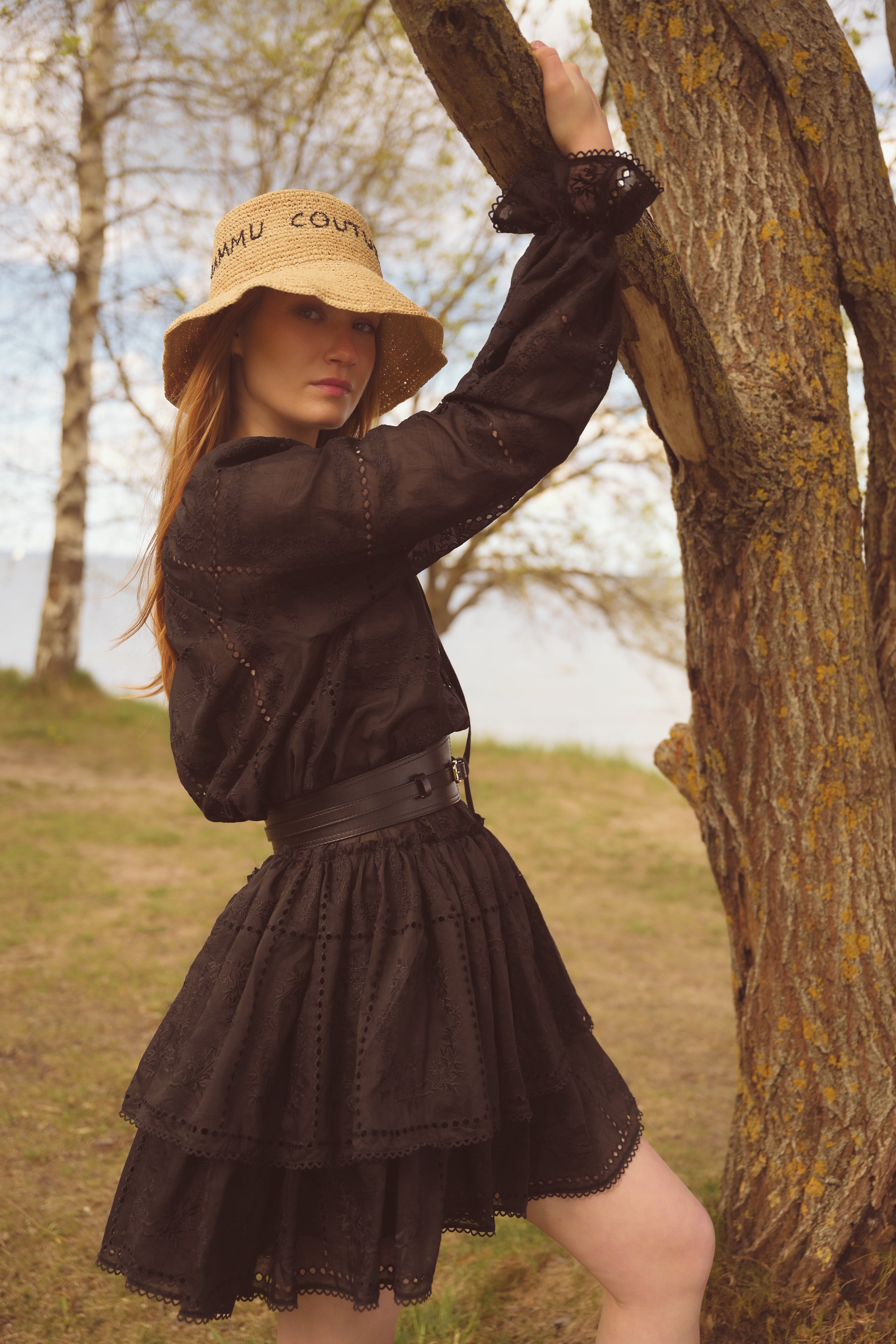 Dress Marylee - black, with belt