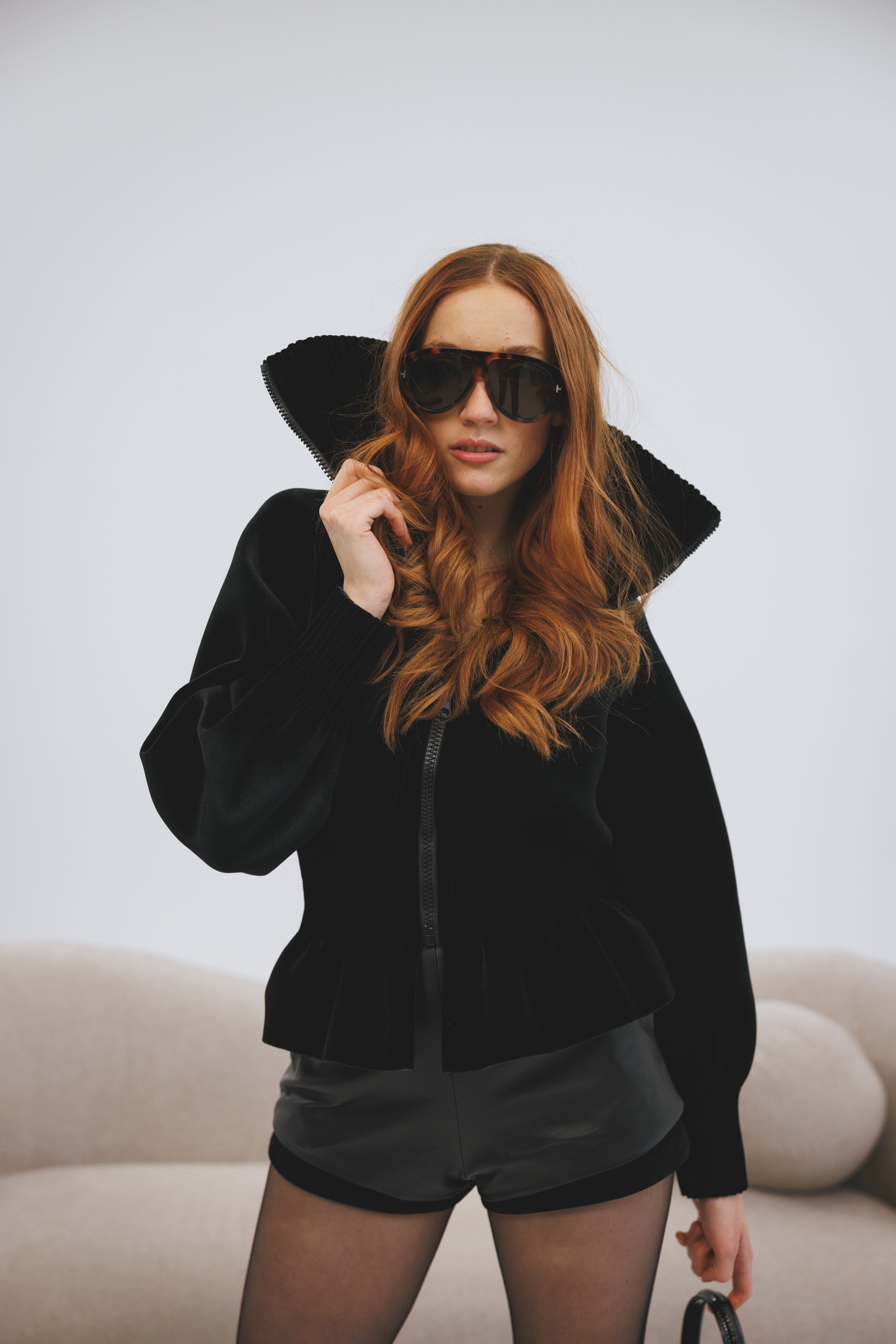 Sametist peplum bomber