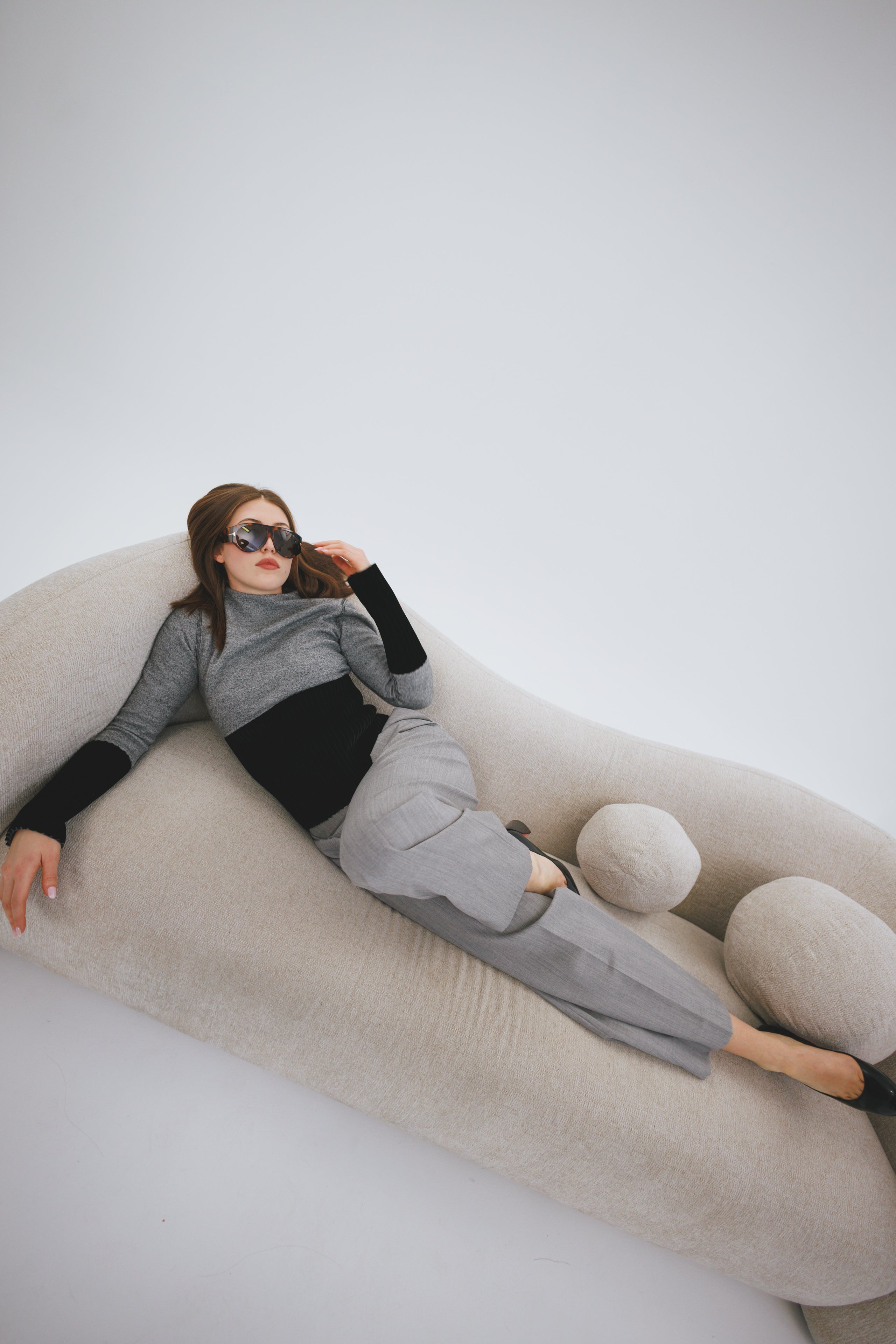 Meriino Peenvillast Pluus - hall ja must