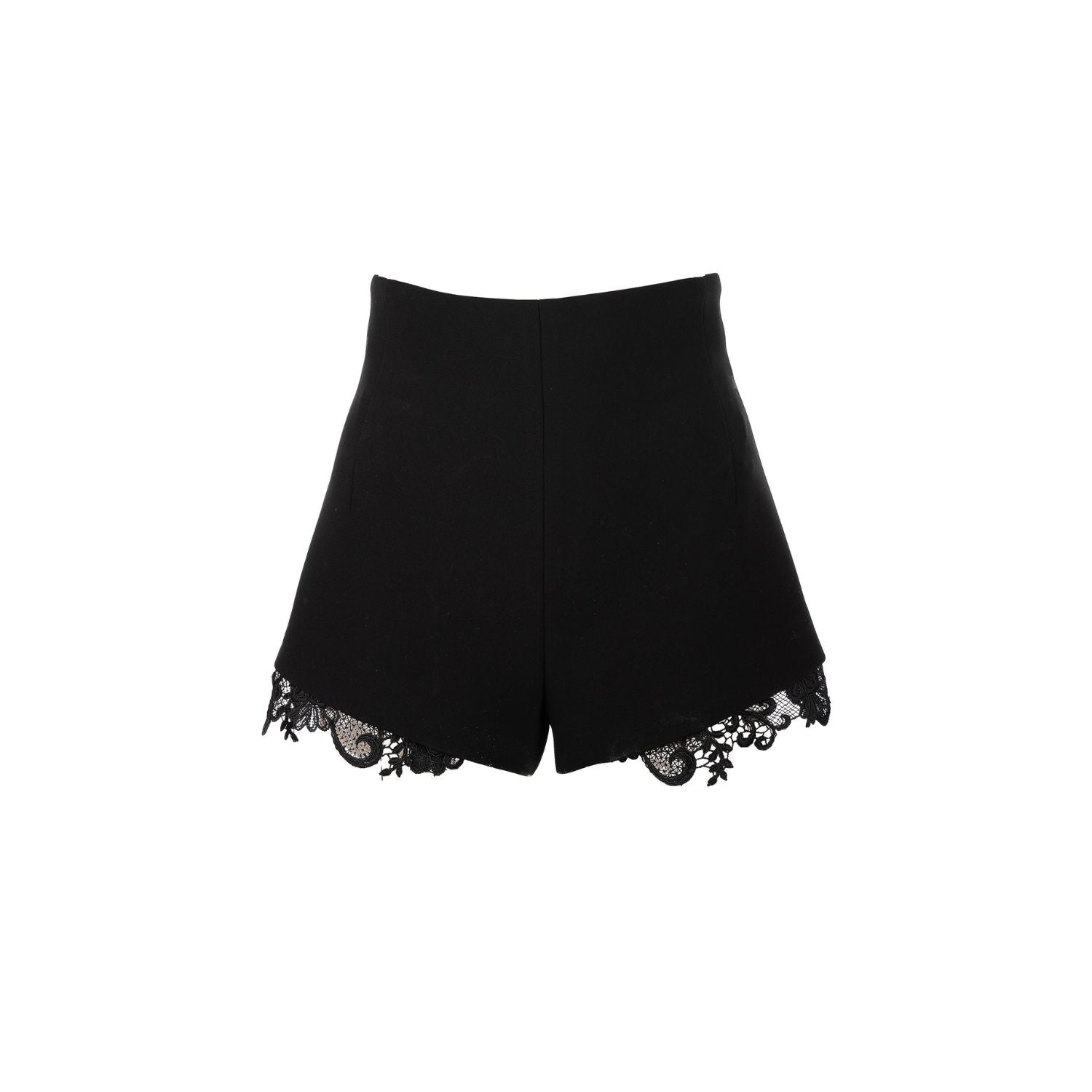 Lühikesed püksid pitsiga